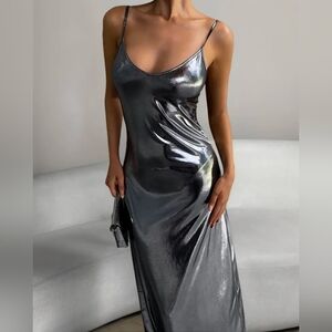 Elegant Metallic Backless Dress